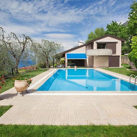 Villa Dismero-Un Oasi Di Lusso E Privacy Brenzone sul Garda Zewnętrze zdjęcie